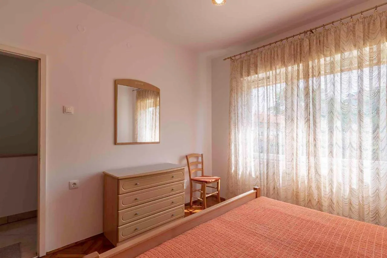 Apartment In Malinska - Insel Krk 41822