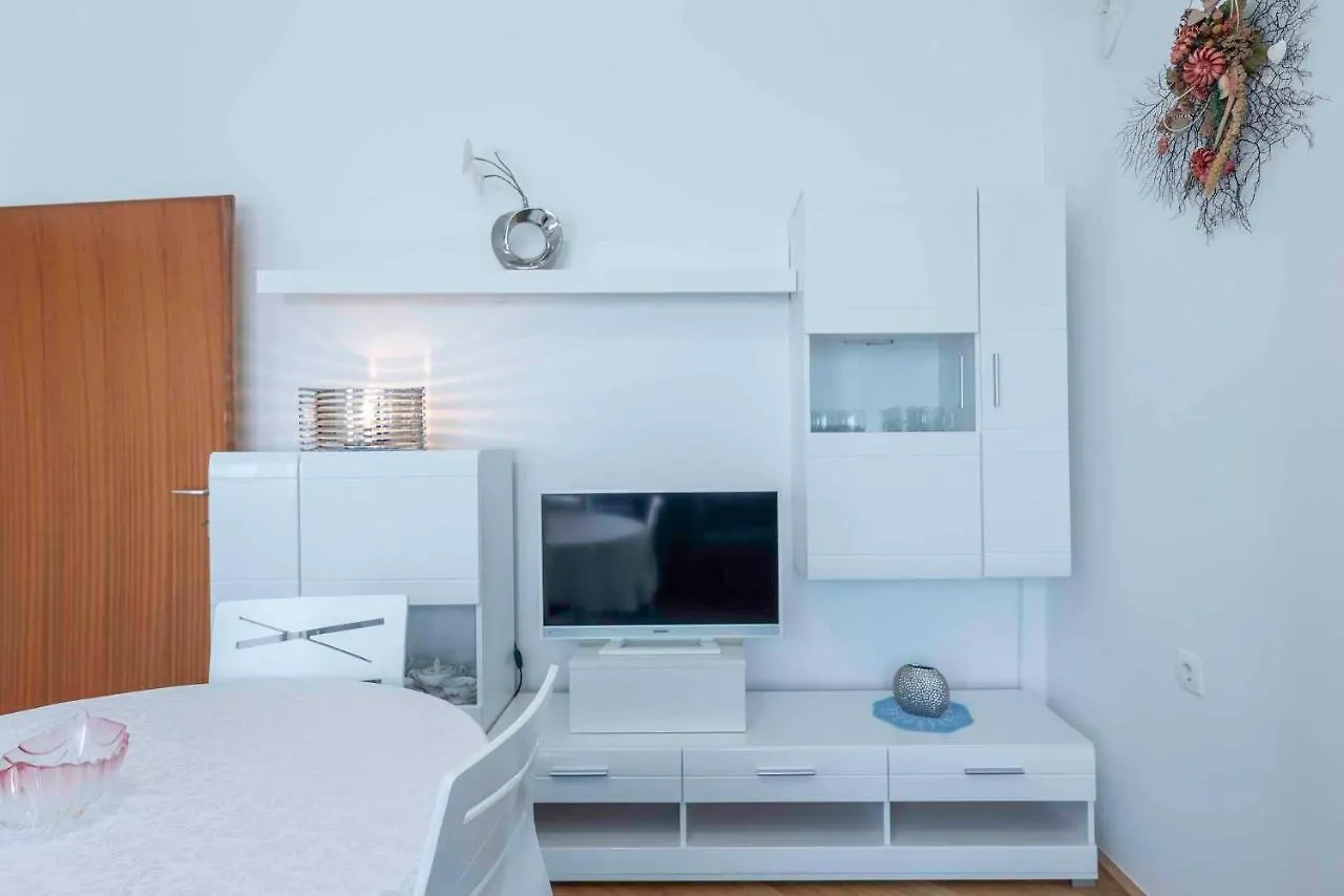Apartment In Malinska - Insel Krk 41822 クロアチア